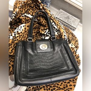 Cole Haan Black Leather! Faux Croc handbag Vintage Classic Black Handbag leather